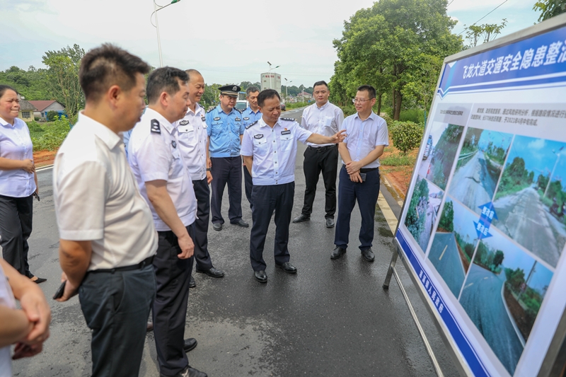 a682dedb807c4bbcb681ffb6414fe6df.jpg a682dedb807c4bbcb681ffb6414fe6df.jpg