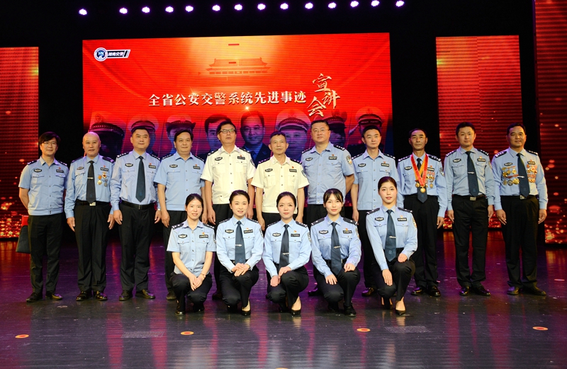d76cd9eae1be4f8a9be7ed35aba4f22a.jpg d76cd9eae1be4f8a9be7ed35aba4f22a.jpg