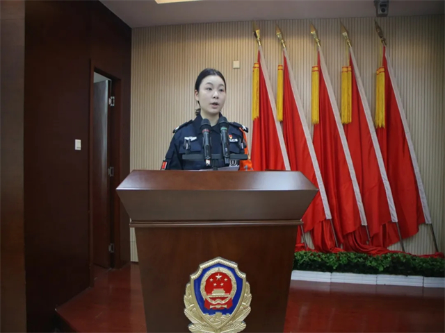 ef746dc0e6154462ae502b80d77d2318.jpg ef746dc0e6154462ae502b80d77d2318.jpg