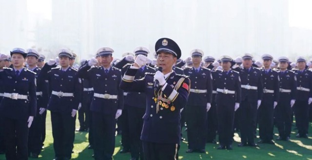 常德公安交管部门隆重举行庆祝第六个中国人民警察节活动