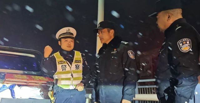 以雪为令，常德公安交管部门全力迎战冰雪天气保畅安