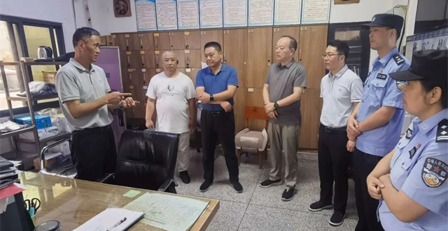 张永强采取“四不两直”方式检查机关内保和督导校园安全工作